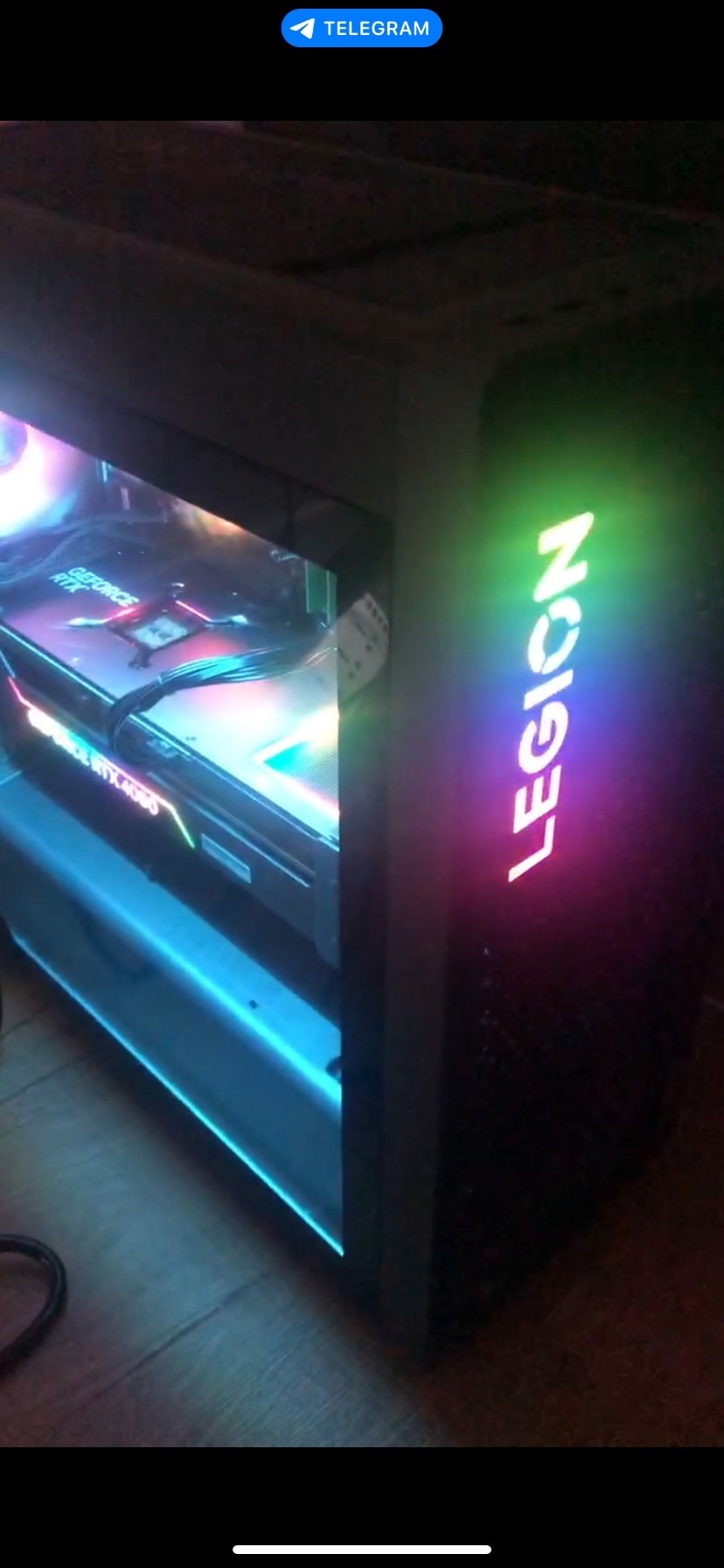 PC LENOVO from the USA with the factory-installed Windows 11